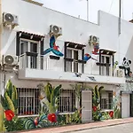 Apartment Panda House
