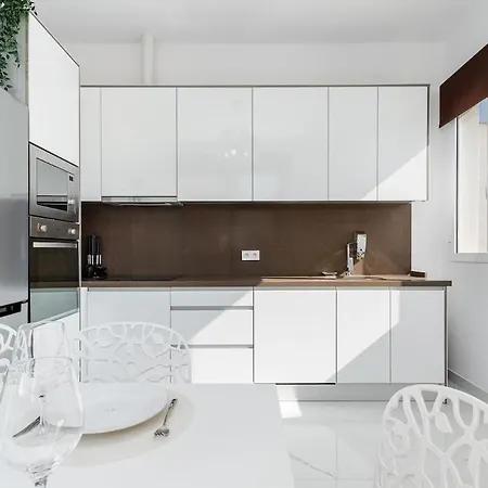 Panda House Apartment