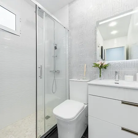 Apartment Panda House *